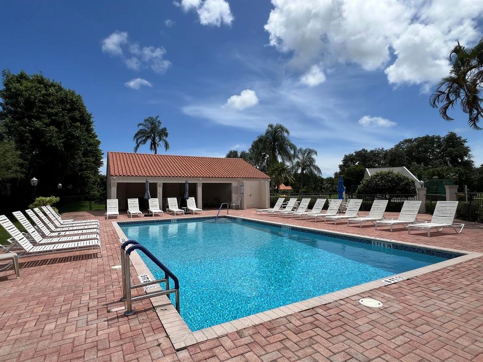 Brentwood Estates Satellite Pool Club Ma