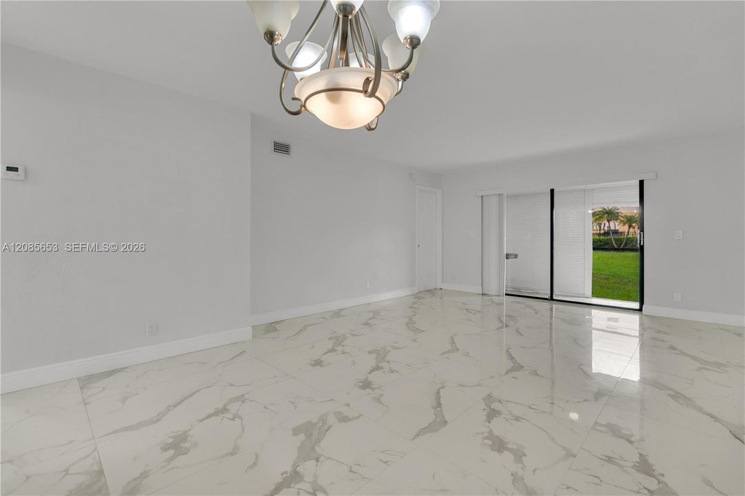 В аренду: $2,200 (2 спален, 2 ванн, 1000 Квадратных фут)