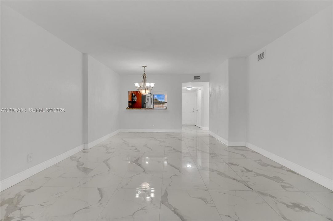 В аренду: $2,200 (2 спален, 2 ванн, 1000 Квадратных фут)