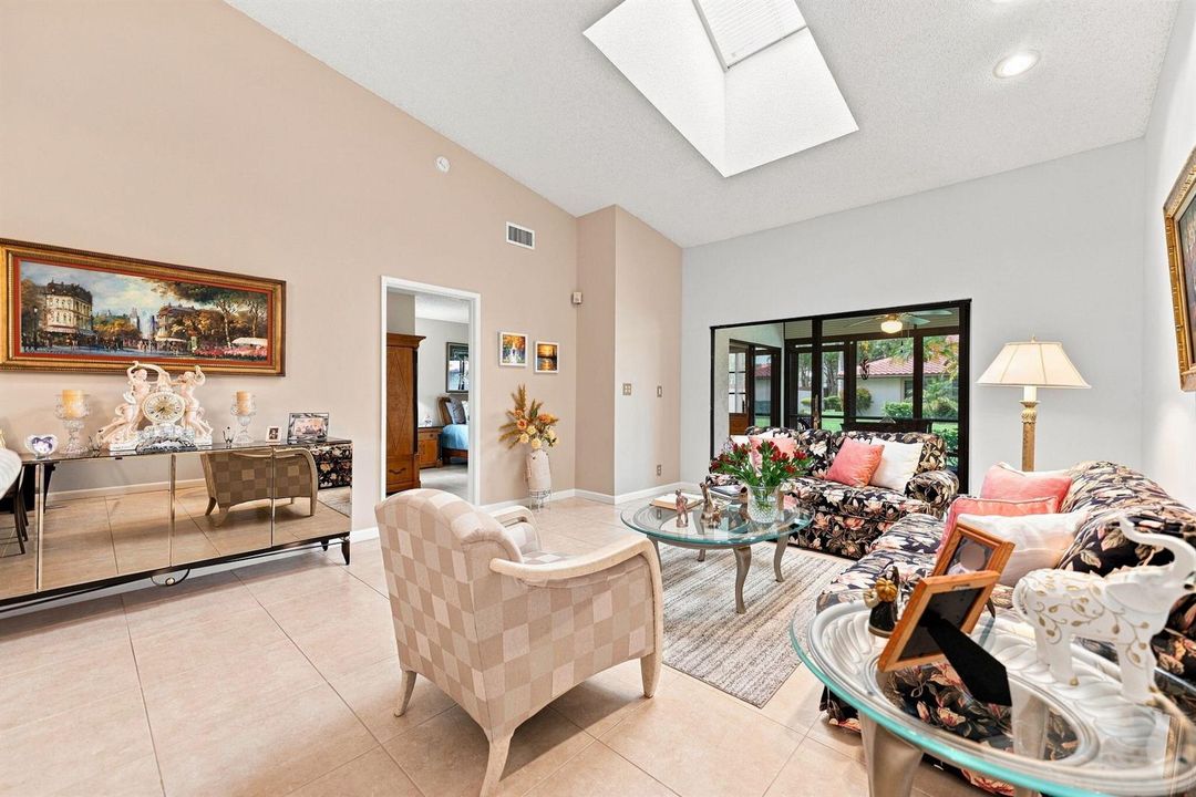 13-web-or-mls-6356-kings-gate-cir