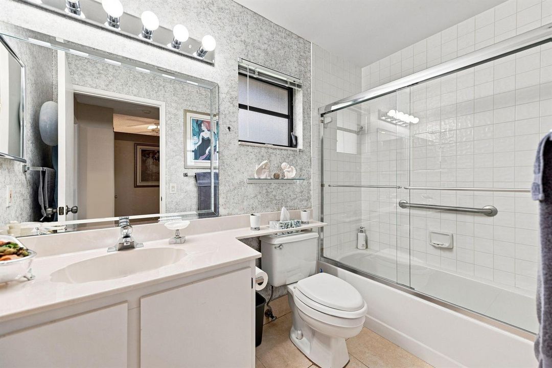 20-web-or-mls-6356-kings-gate-cir