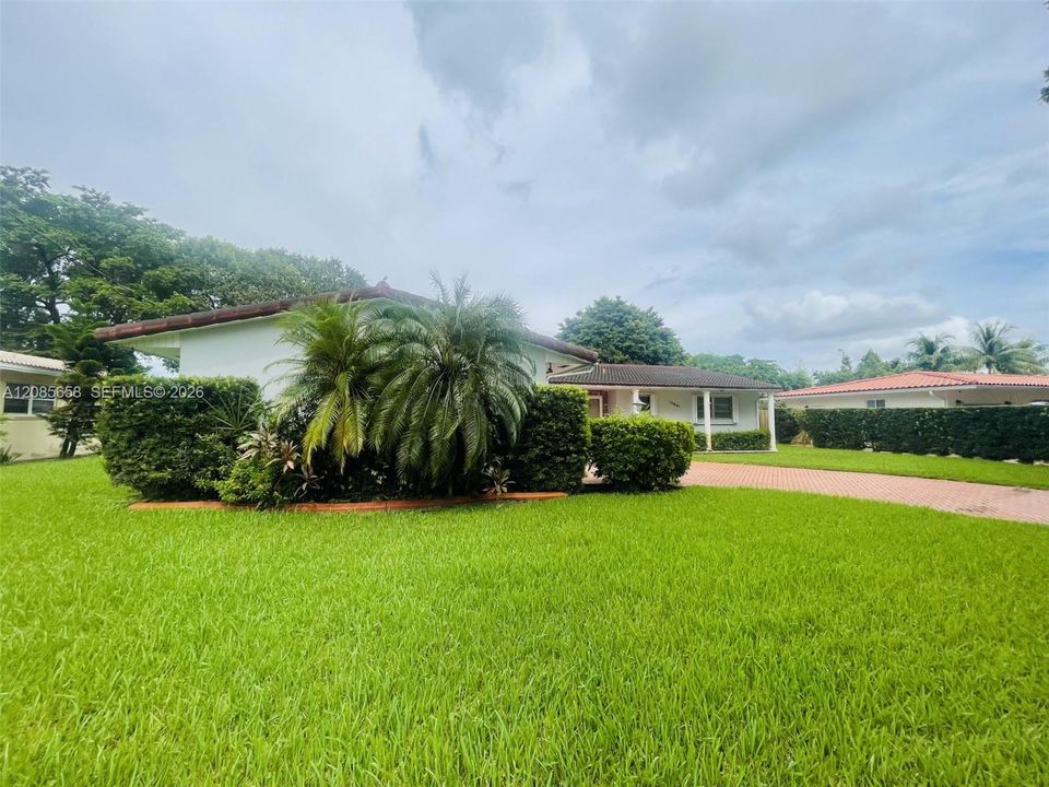 En Venta: $750,000 (2 camas, 2 baños, 1566 Pies cuadrados)