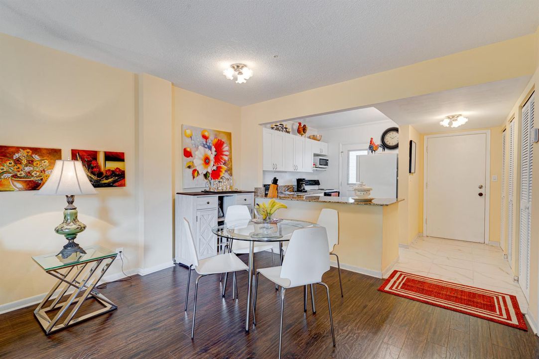 5401 NW 2nd Ave #227_Pictures_16_10.03.2