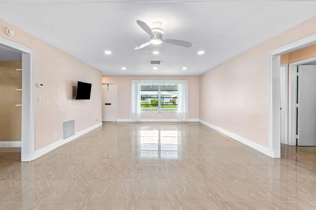 013-106Northwest10thCourt-BoyntonBeach-F