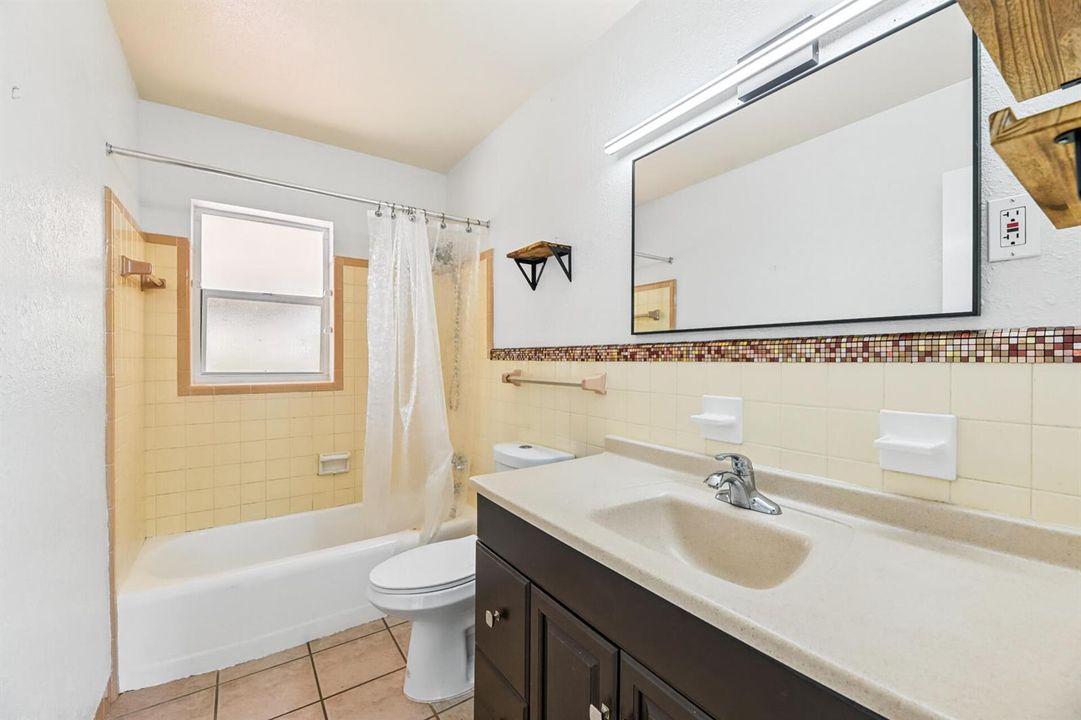 20260916 - 522 Heron Dr - MR-23