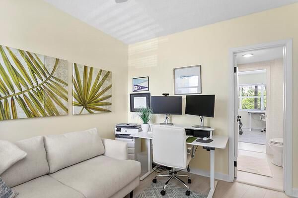2nd Bedroom, Office or Den