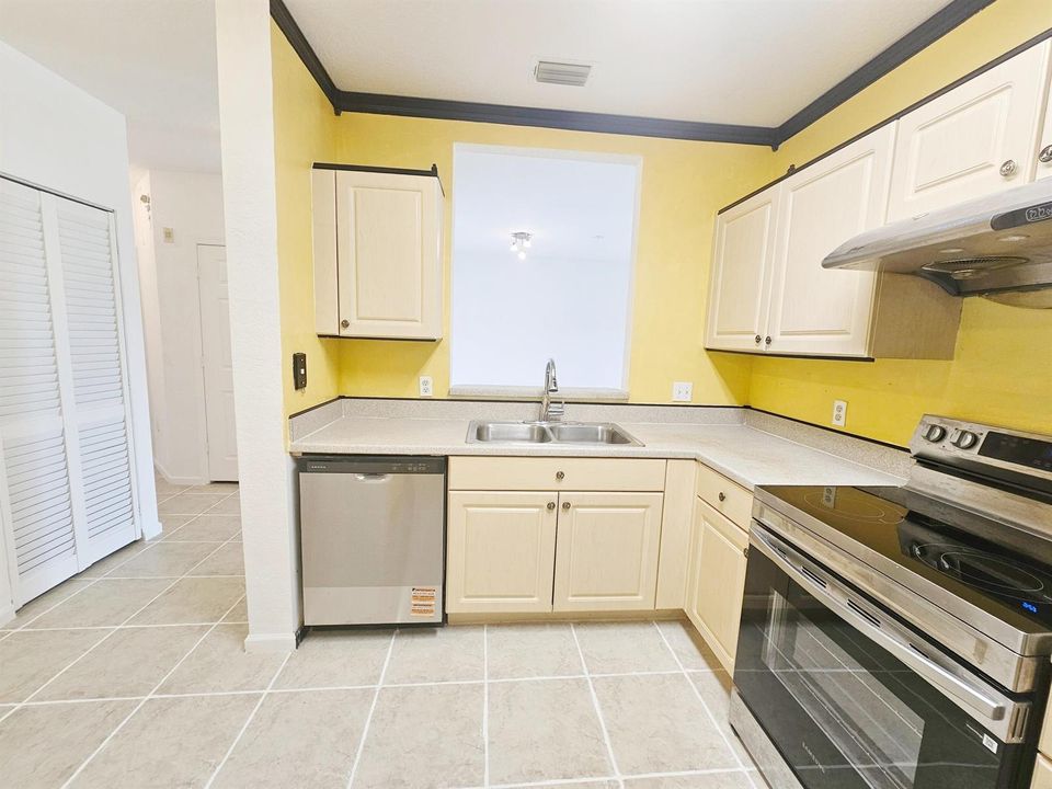 Kitchen V2