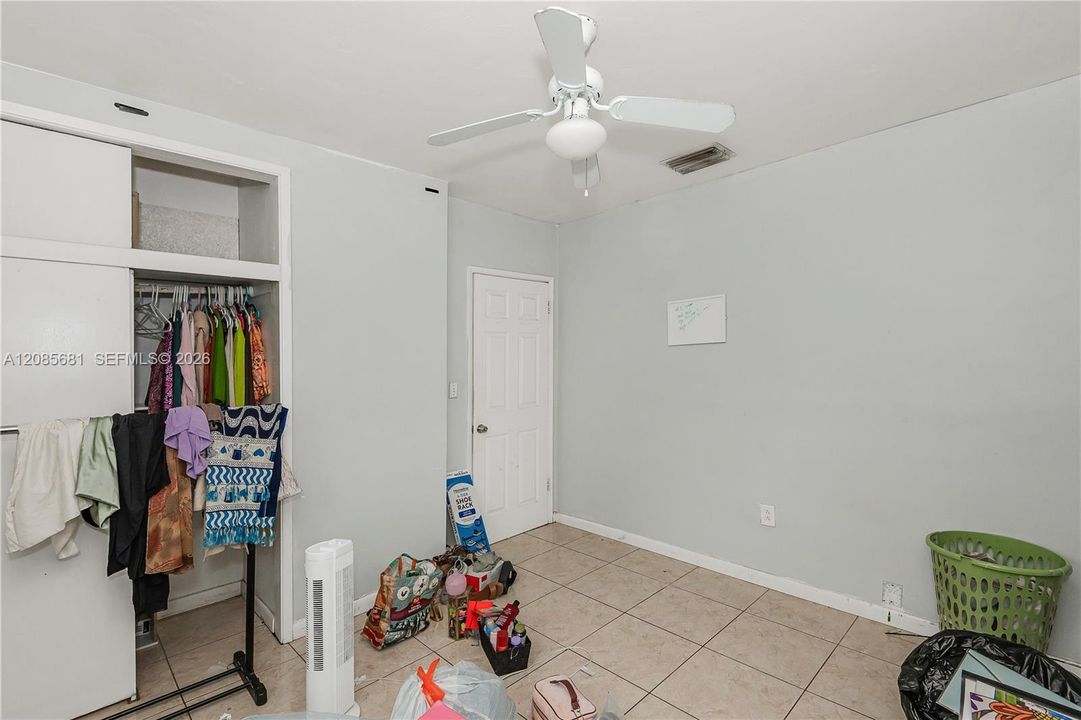 For Sale: $535,000 (3 beds, 2 baths, 1355 Square Feet)