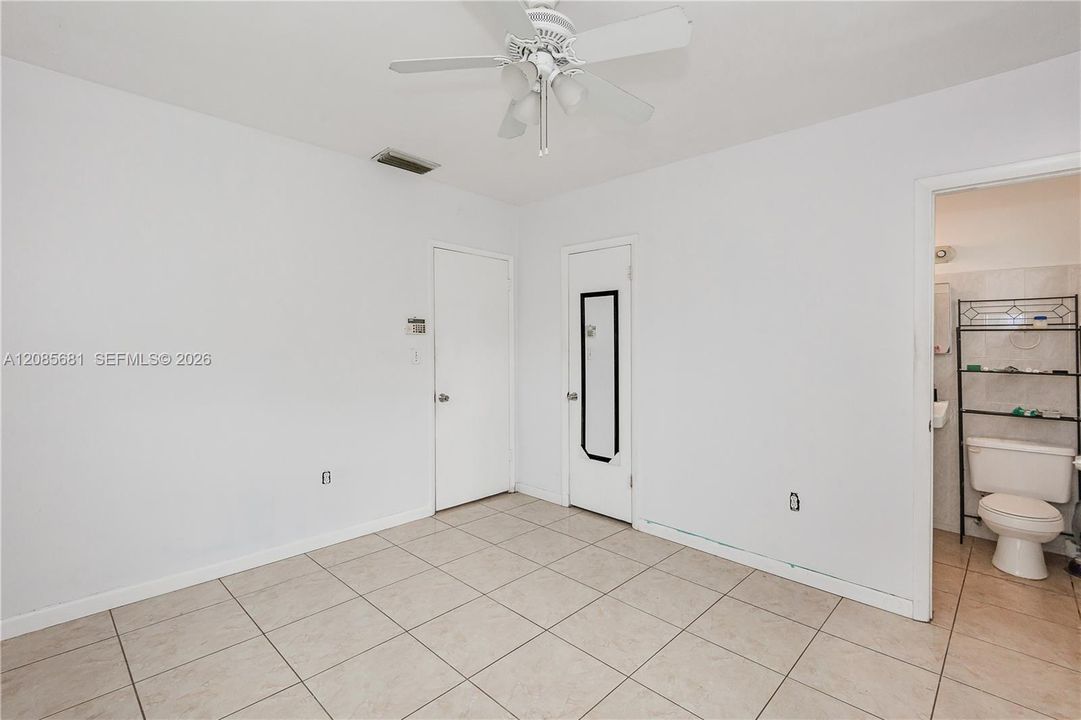 For Sale: $535,000 (3 beds, 2 baths, 1355 Square Feet)