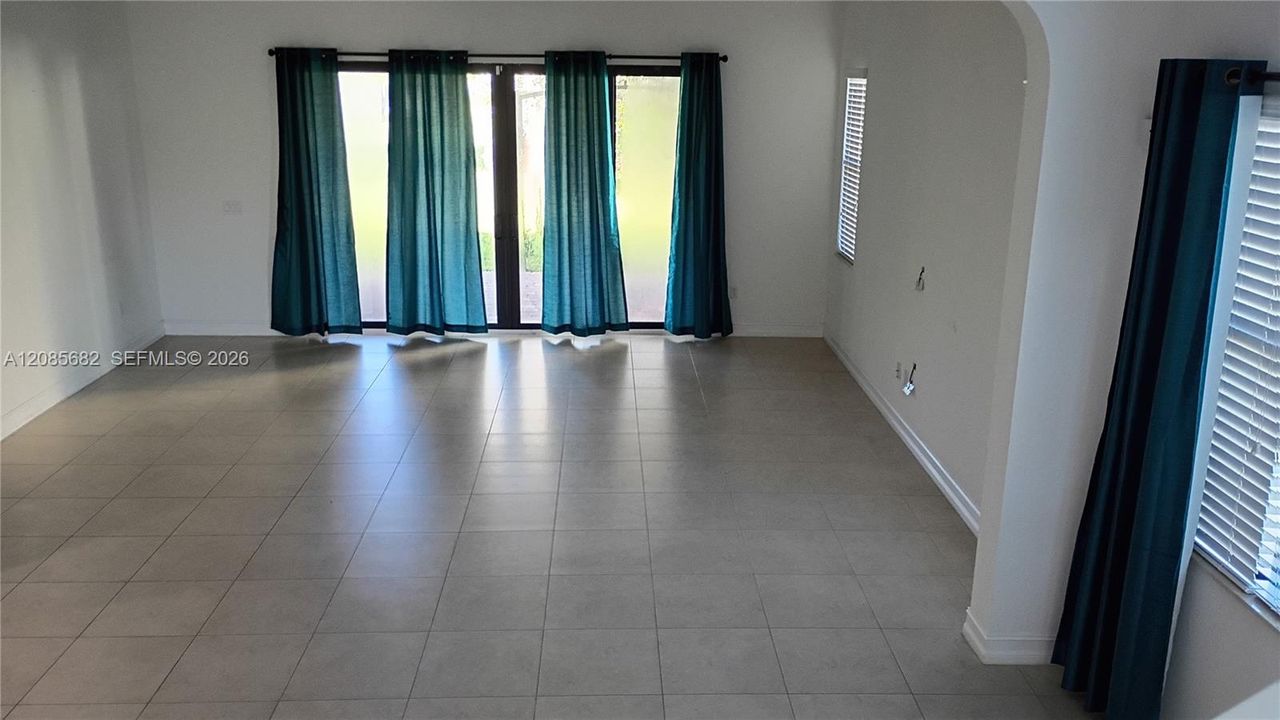For Sale: $1,200,000 (4 beds, 4 baths, 3158 Square Feet)