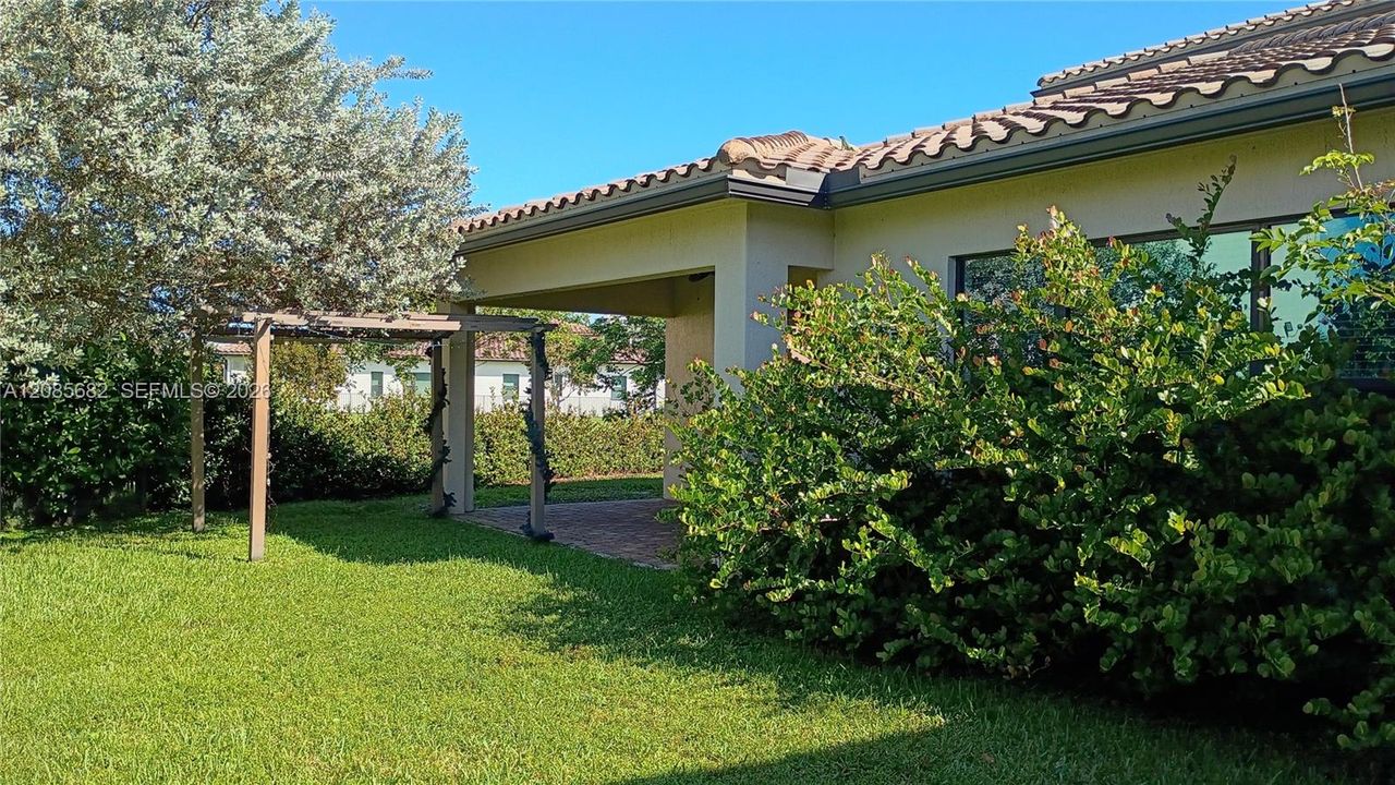 For Sale: $1,200,000 (4 beds, 4 baths, 3158 Square Feet)
