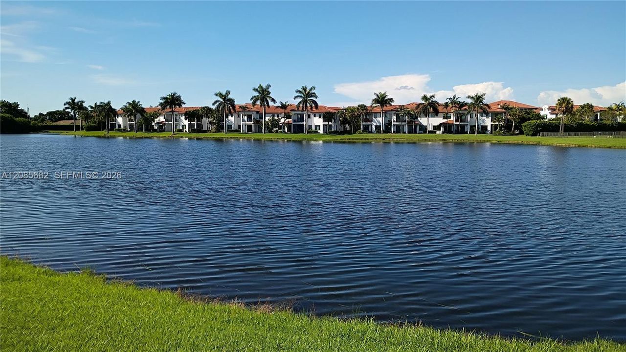 For Sale: $1,200,000 (4 beds, 4 baths, 3158 Square Feet)