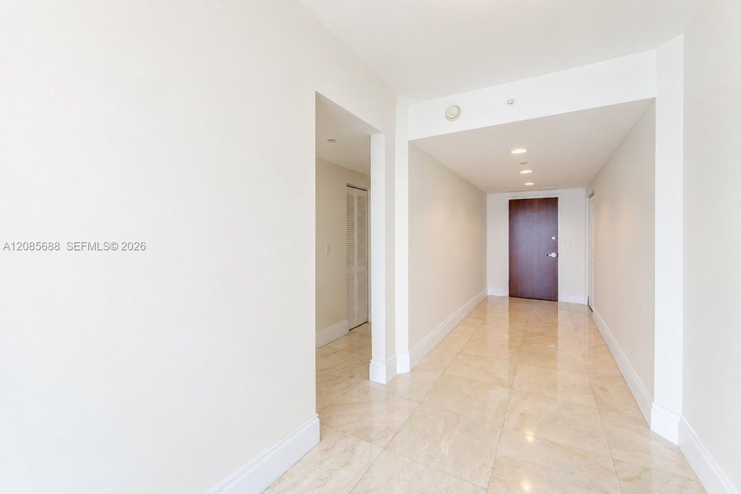 En Renta: $11,950 (3 camas, 2 baños, 1761 Pies cuadrados)