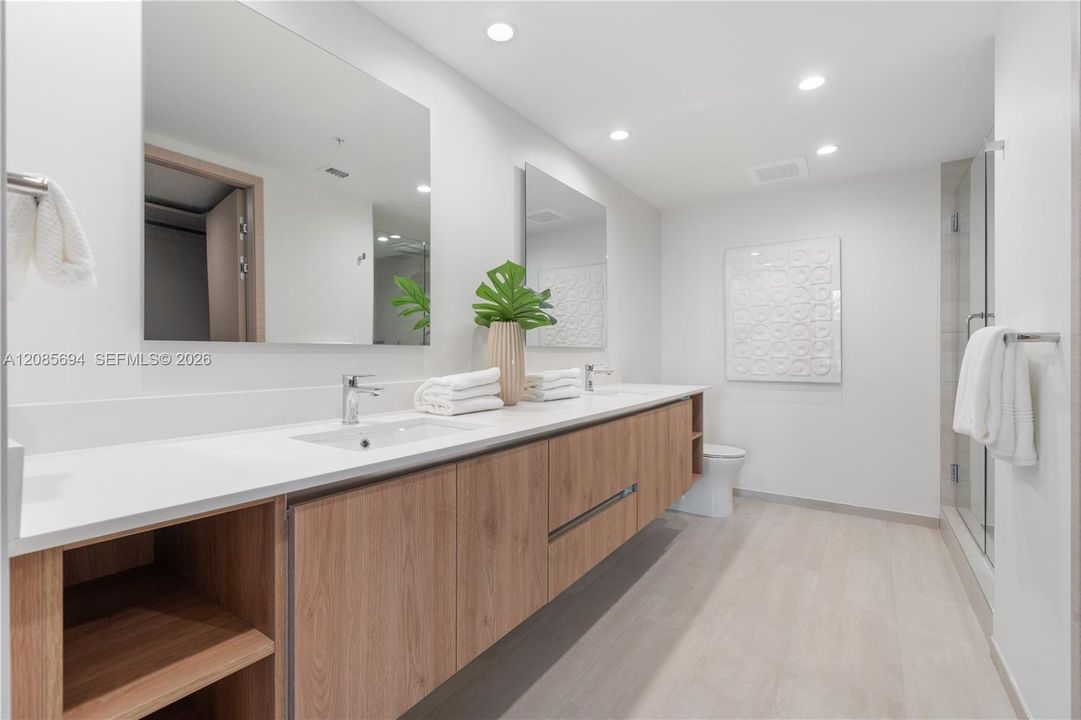 For Rent: $8,200 (2 beds, 2 baths, 1400 Square Feet)