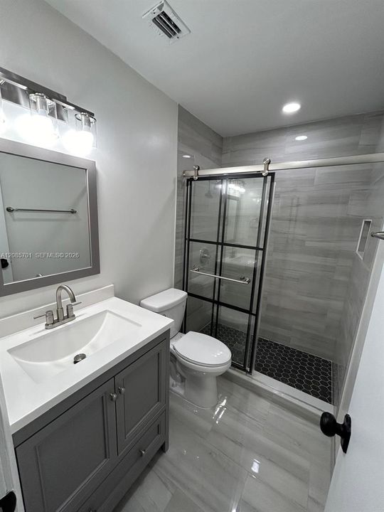 For Rent: $3,200 (3 beds, 2 baths, 1468 Square Feet)