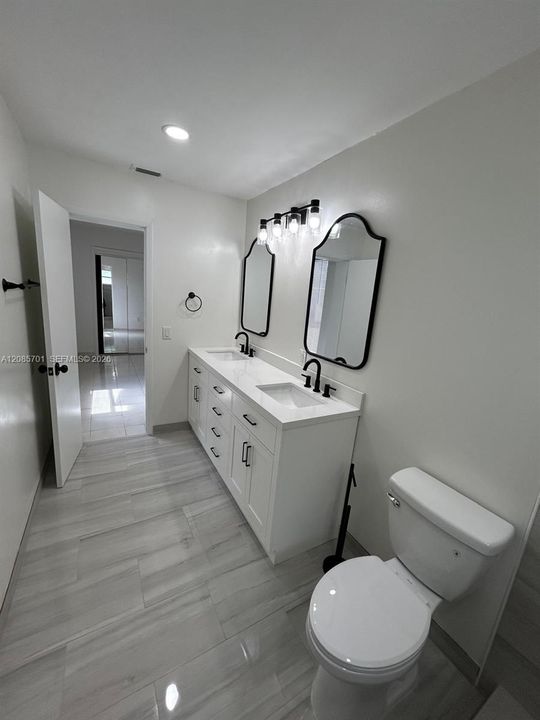 For Rent: $3,200 (3 beds, 2 baths, 1468 Square Feet)