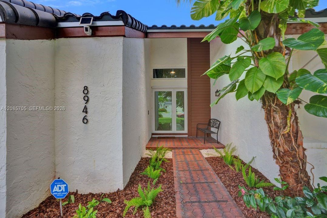 For Sale: $679,000 (3 beds, 2 baths, 2063 Square Feet)