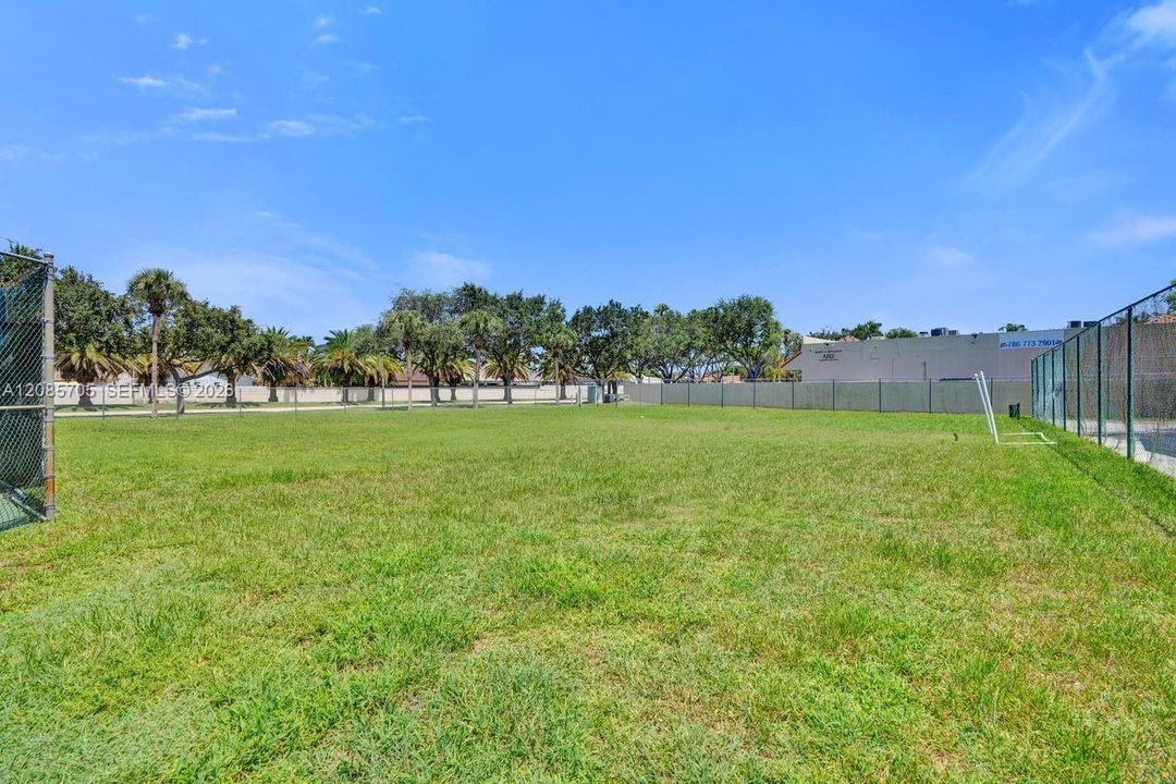 For Sale: $679,000 (3 beds, 2 baths, 2063 Square Feet)