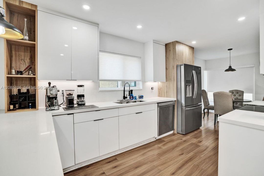 For Sale: $679,000 (3 beds, 2 baths, 2063 Square Feet)
