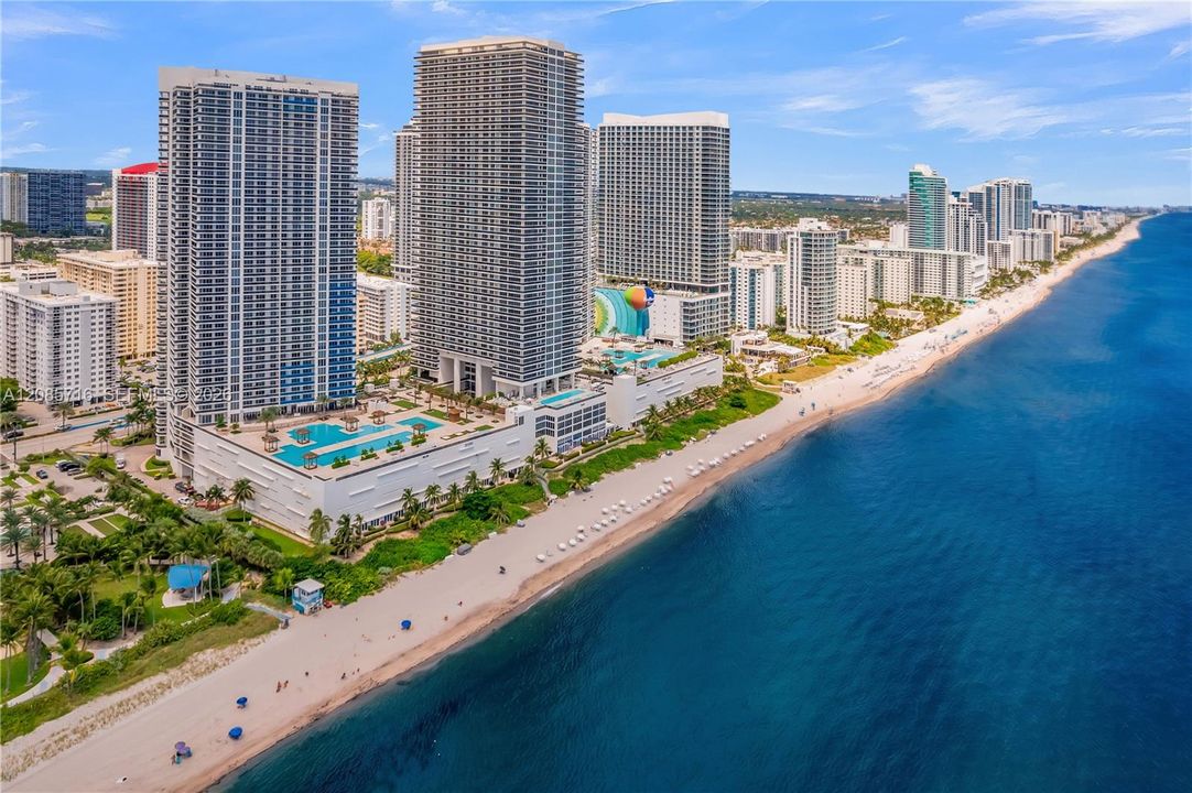 For Sale: $665,000 (2 beds, 1 baths, 1086 Square Feet)