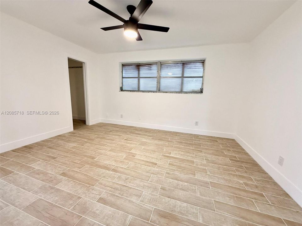 For Rent: $5,500 (4 beds, 2 baths, 1678 Square Feet)