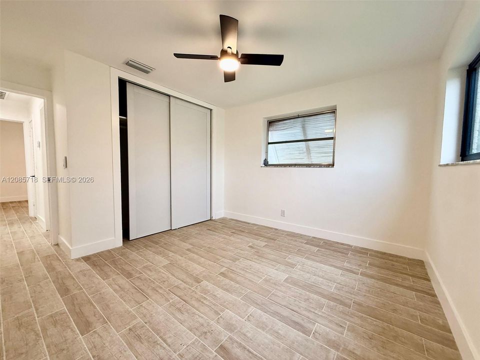 For Rent: $5,500 (4 beds, 2 baths, 1678 Square Feet)