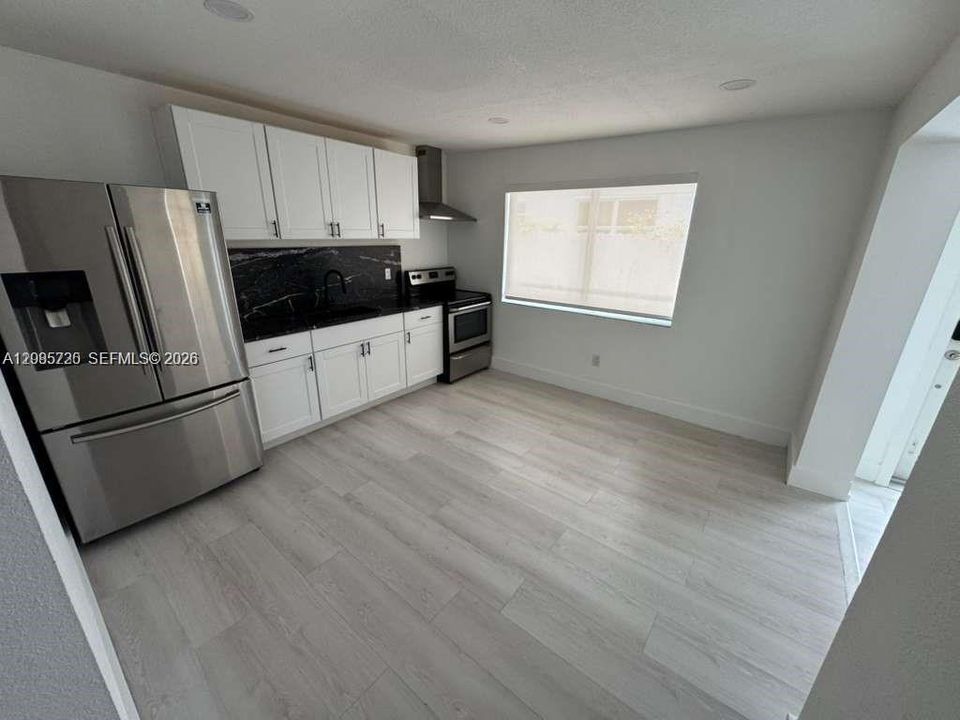 В аренду: $2,500 (4 спален, 3 ванн, 2492 Квадратных фут)