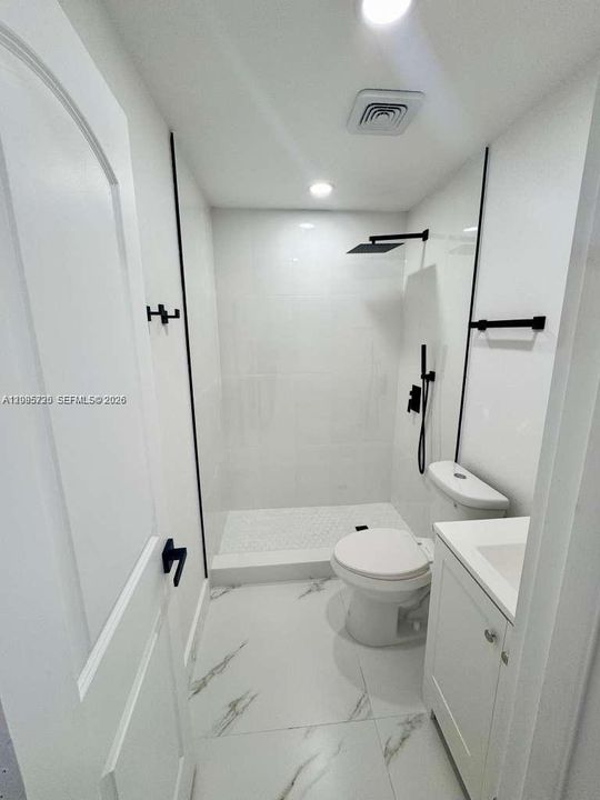 В аренду: $2,500 (4 спален, 3 ванн, 2492 Квадратных фут)