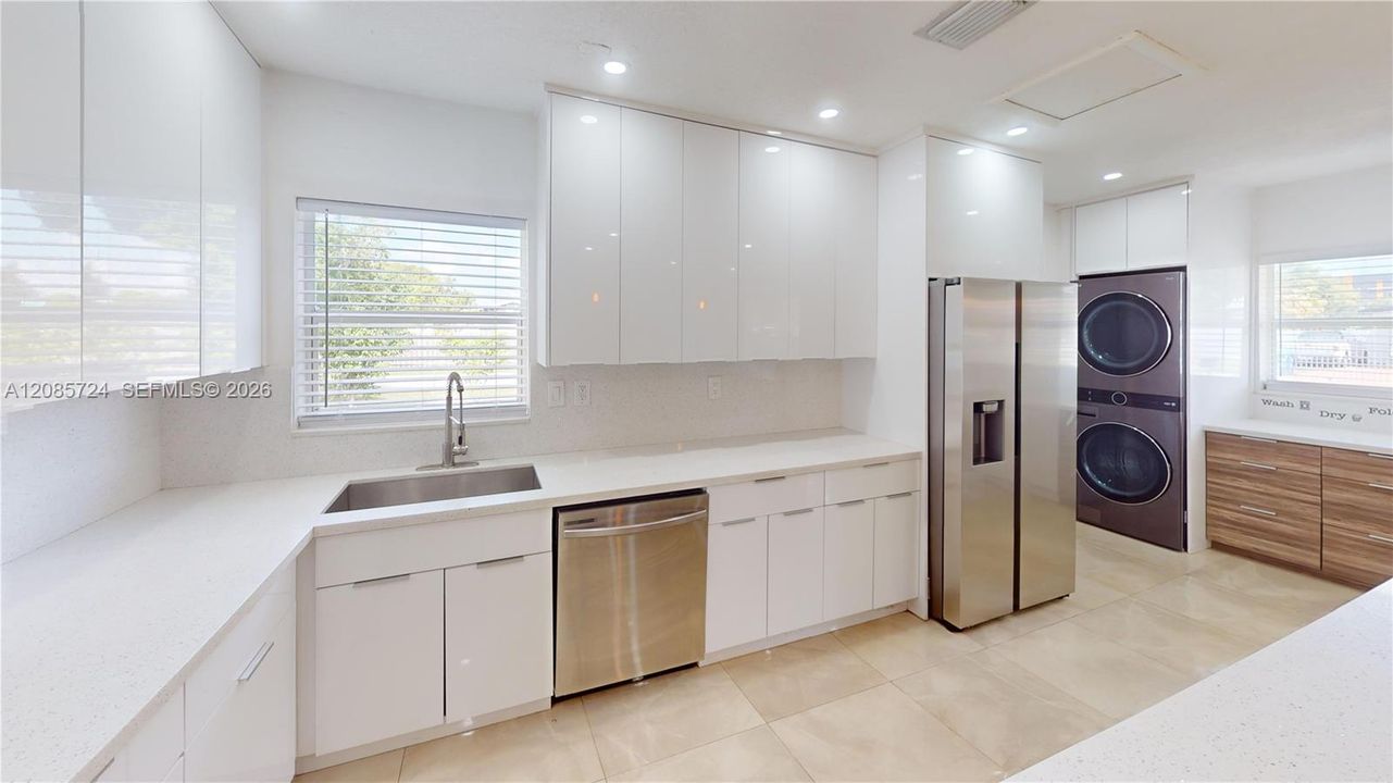 En Venta: $525,000 (3 camas, 1 baños, 0 Pies cuadrados)