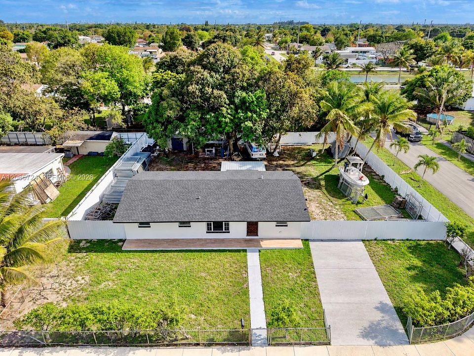 En Venta: $525,000 (3 camas, 1 baños, 0 Pies cuadrados)