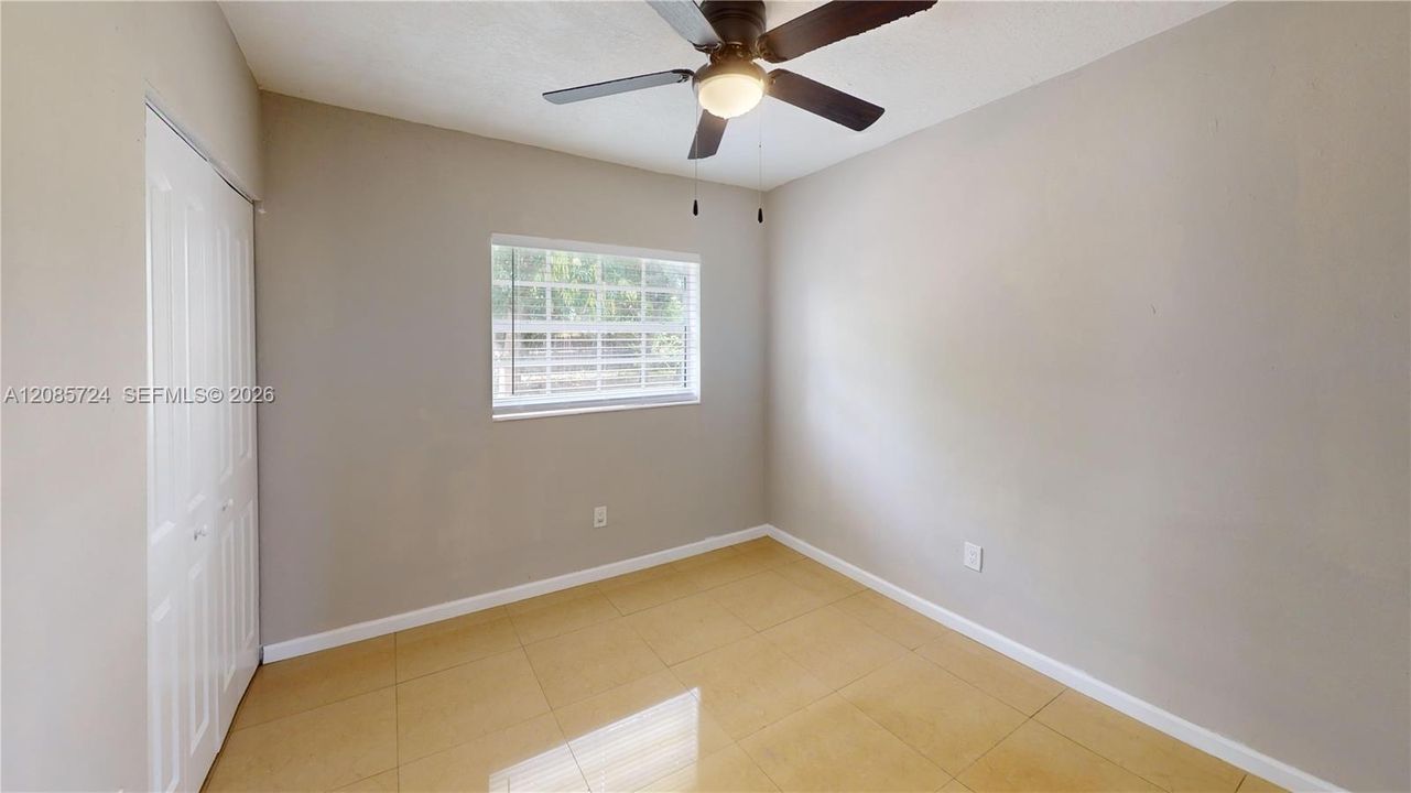 En Venta: $525,000 (3 camas, 1 baños, 0 Pies cuadrados)