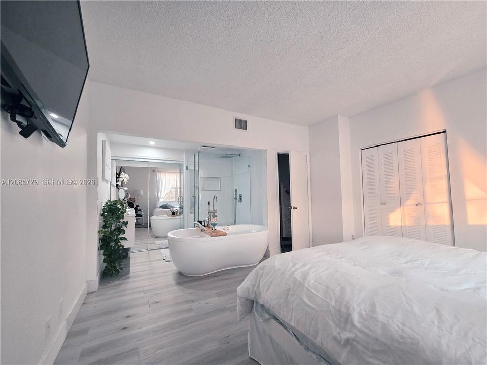 En Renta: $3,700 (4 camas, 2 baños, 1728 Pies cuadrados)