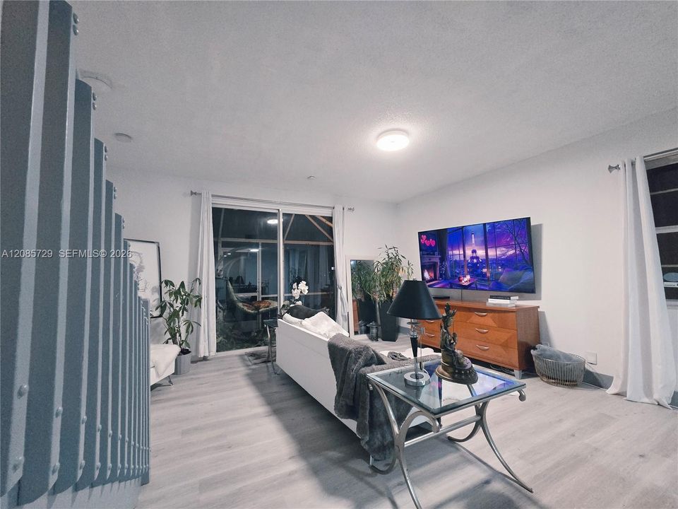 En Renta: $3,700 (4 camas, 2 baños, 1728 Pies cuadrados)