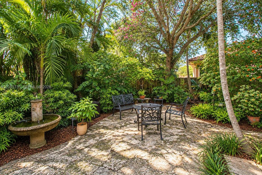 For Sale: $670,000 (3 beds, 2 baths, 2062 Square Feet)