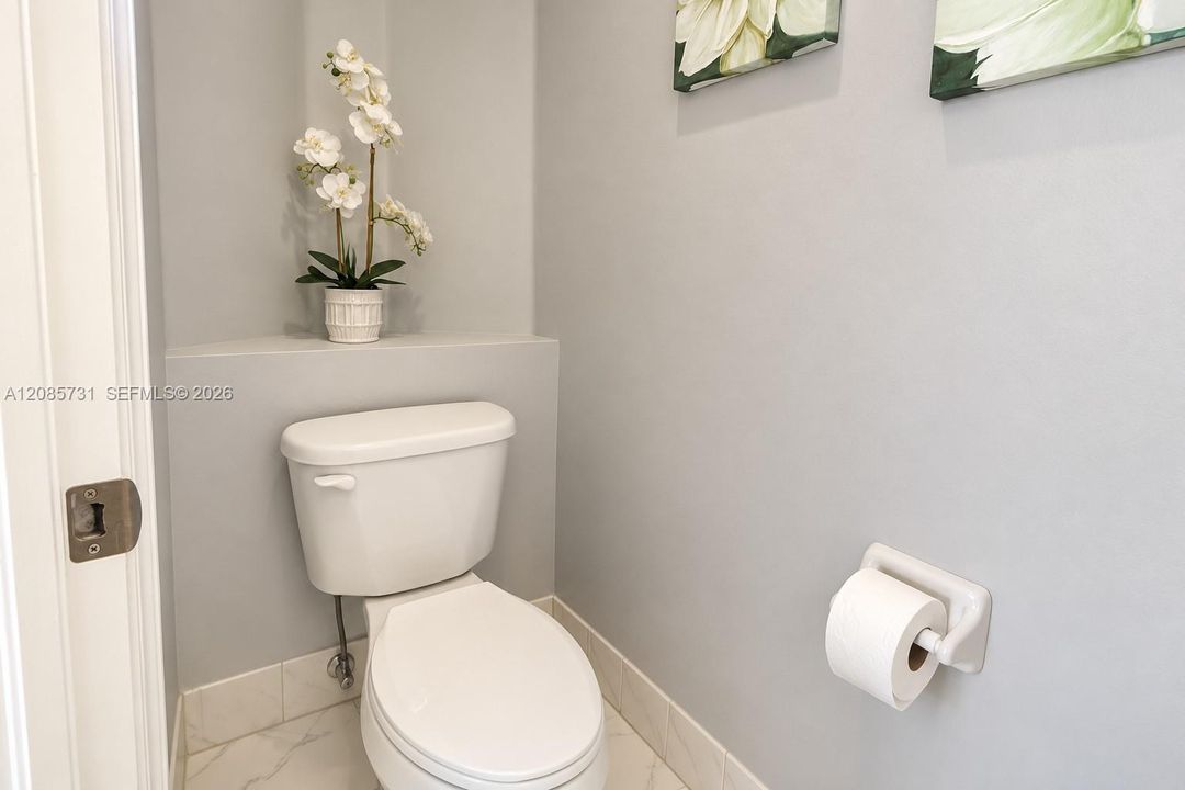 For Sale: $670,000 (3 beds, 2 baths, 2062 Square Feet)