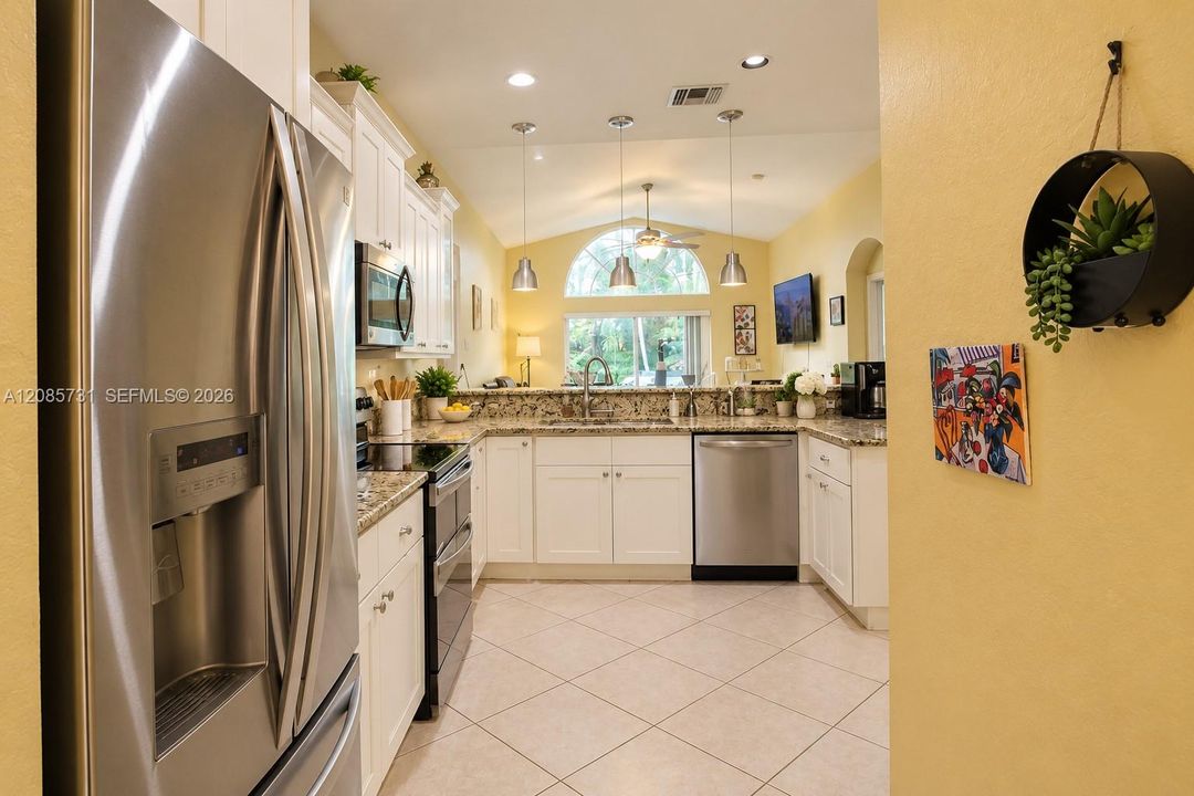 For Sale: $670,000 (3 beds, 2 baths, 2062 Square Feet)