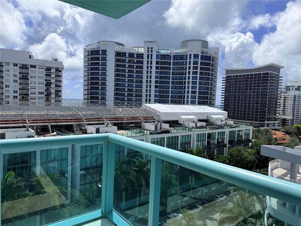 For Rent: $5,500 (2 beds, 2 baths, 1300 Square Feet)
