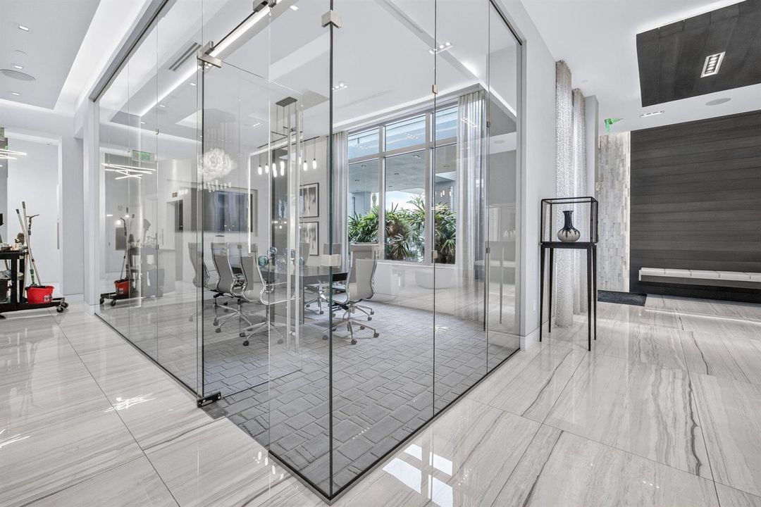 Shared conference space off lobby