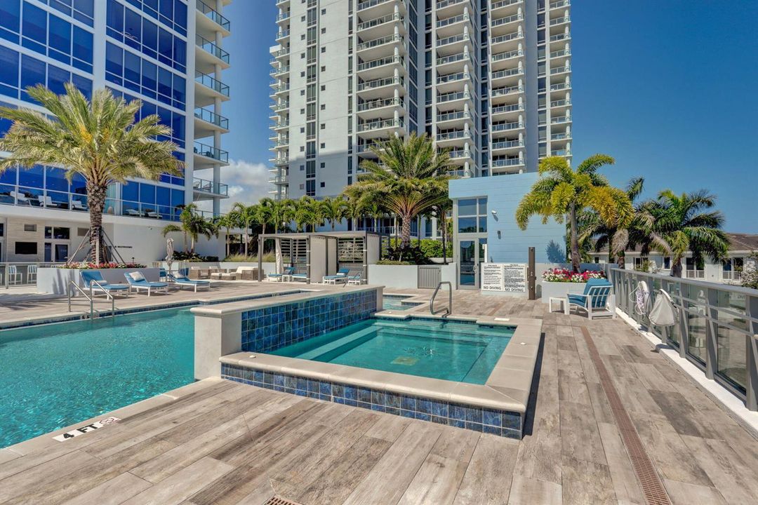 Tower 3 pool/hot tub