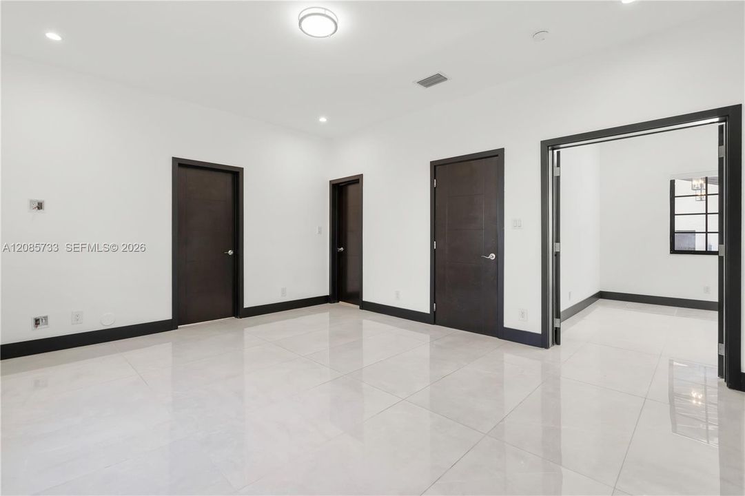 En Renta: $14,000 (4 camas, 4 baños, 3702 Pies cuadrados)