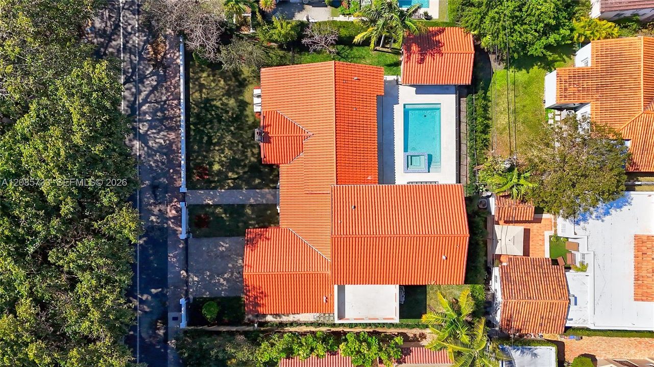 En Renta: $14,000 (4 camas, 4 baños, 3702 Pies cuadrados)