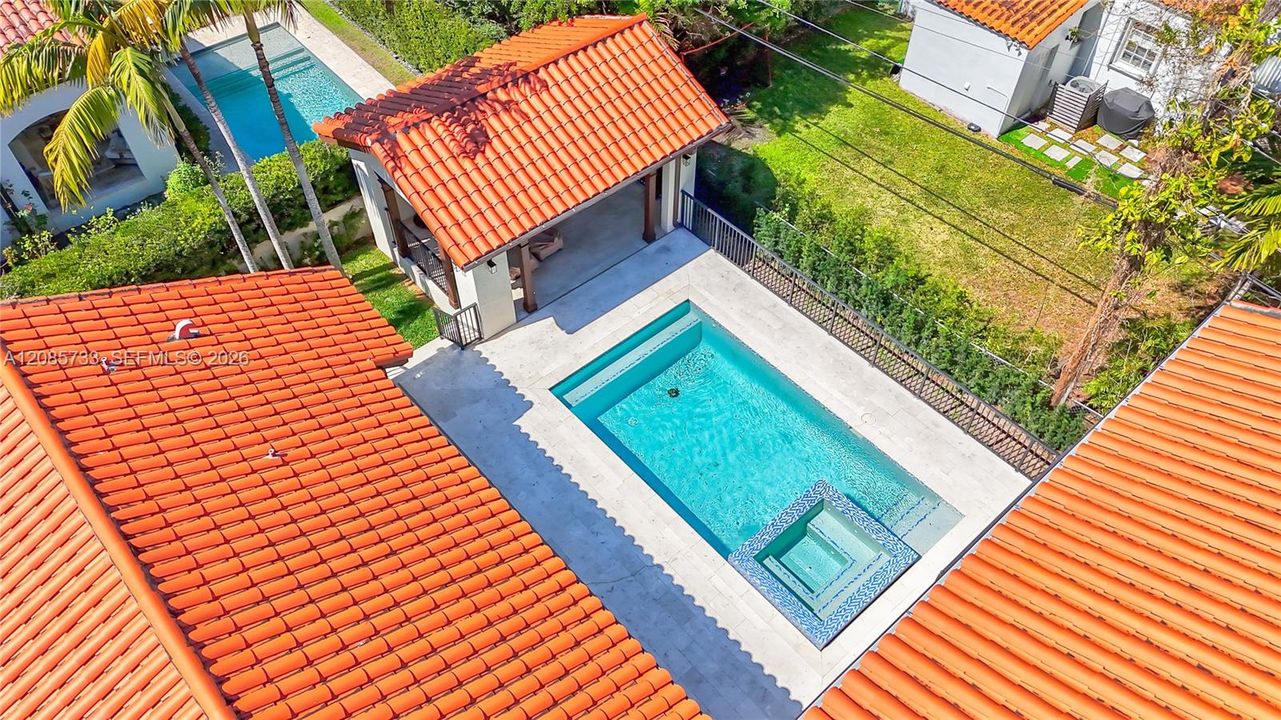 En Renta: $14,000 (4 camas, 4 baños, 3702 Pies cuadrados)