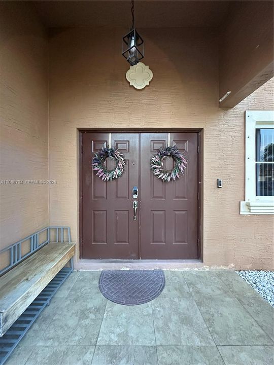 For Sale: $599,900 (4 beds, 3 baths, 2599 Square Feet)