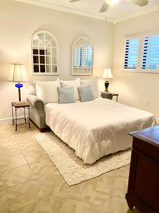Office/3rd Bedroom