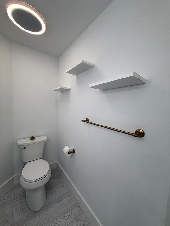Master Toilet