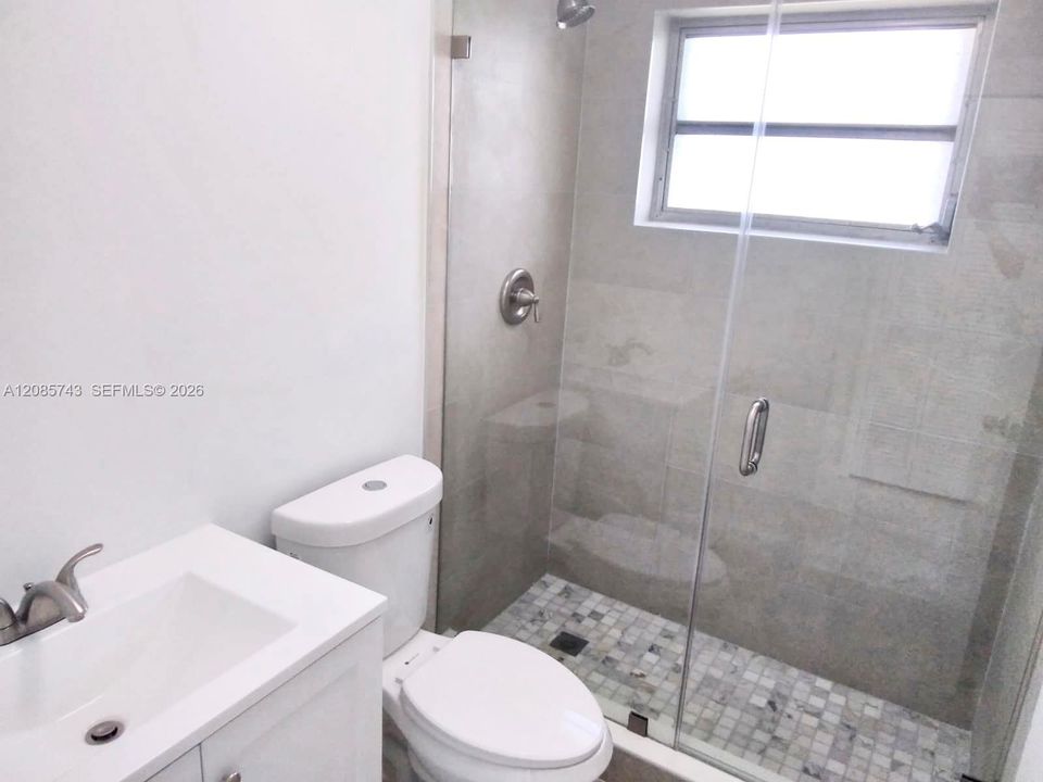 В аренду: $3,400 (3 спален, 2 ванн, 1200 Квадратных фут)