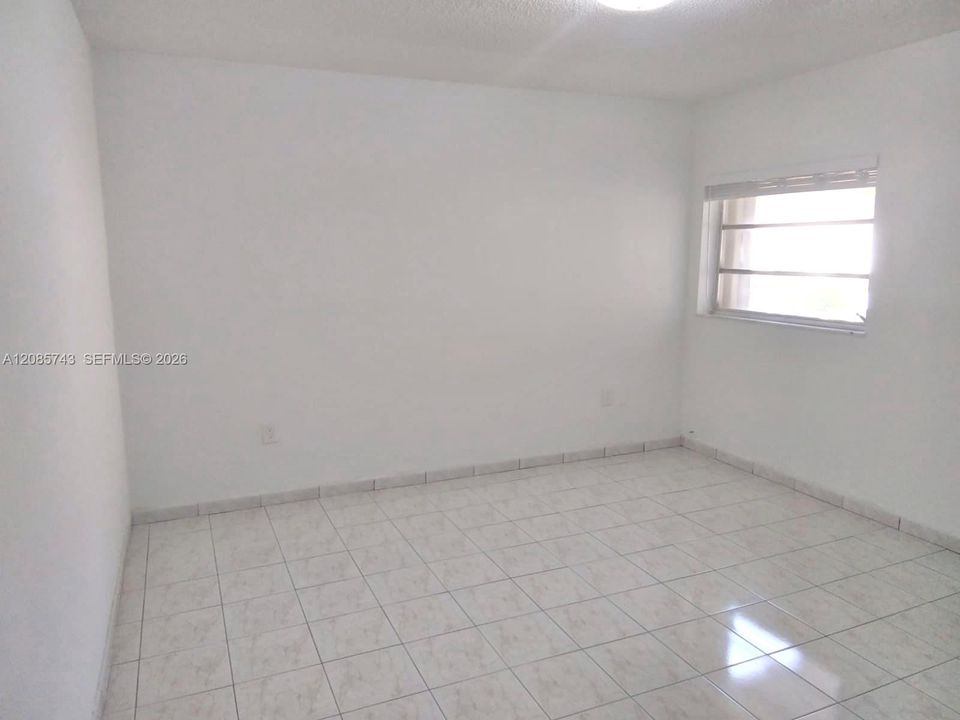 В аренду: $3,400 (3 спален, 2 ванн, 1200 Квадратных фут)