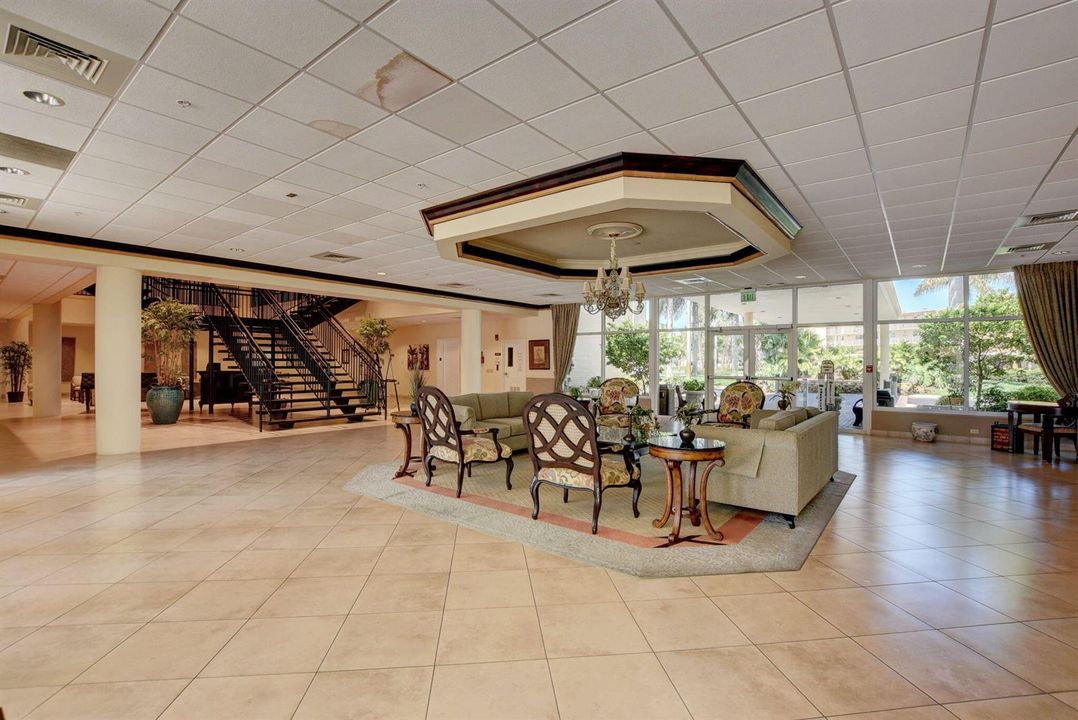 Clubhouse Lobby