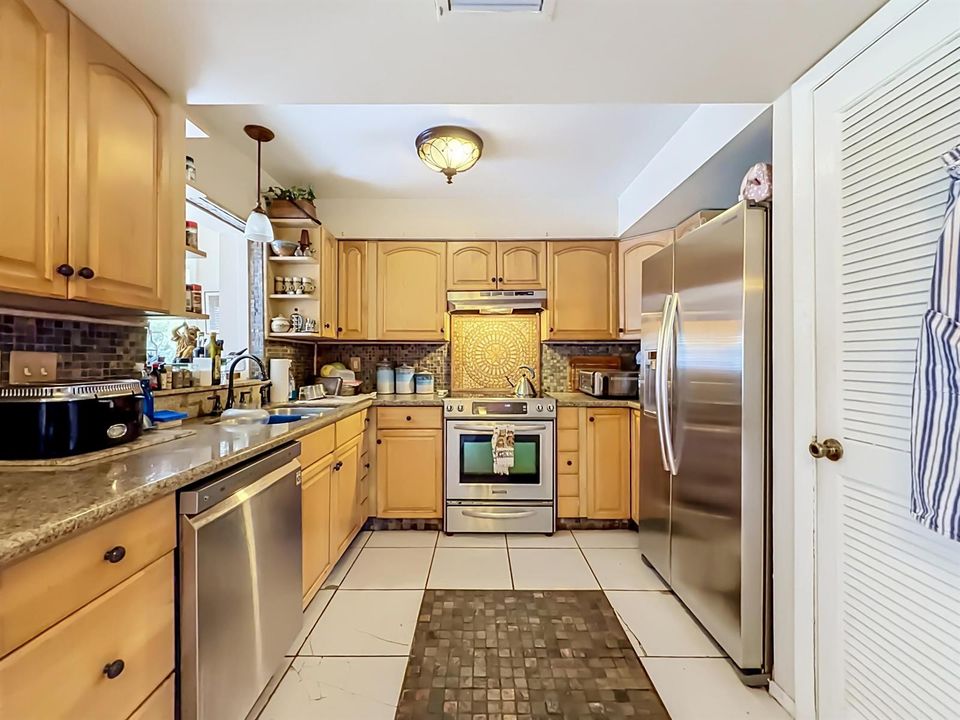1324 Cromey Road NE-18