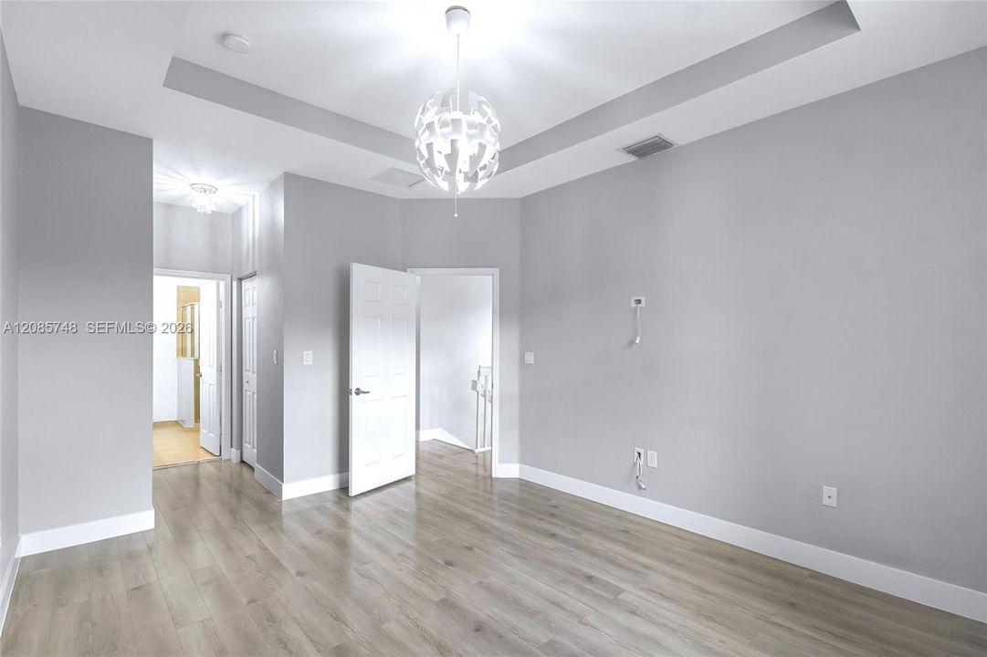 For Rent: $3,600 (4 beds, 3 baths, 1736 Square Feet)